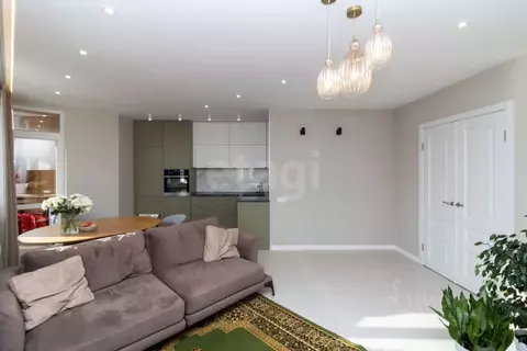 3-к кв. Красноярский край, Красноярск Октябрьская ул., 10 (78.0 м)