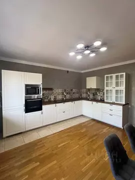 3-к кв. Самарская область, Самара ул. Венцека, 111 (120.0 м)