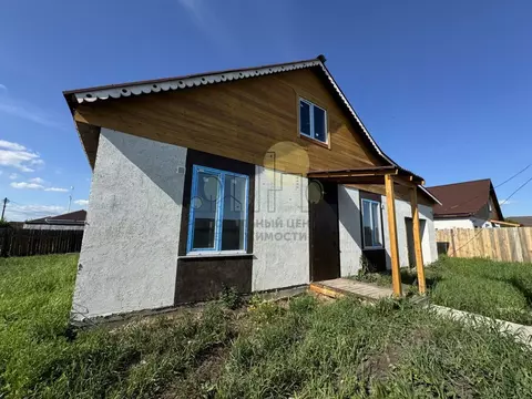 Дом в Иркутская область, Иркутский муниципальный округ, с. Хомутово ...