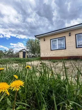 Дом в Брянская область, Выгоничское городское поселение, с. Лопушь ул. ...