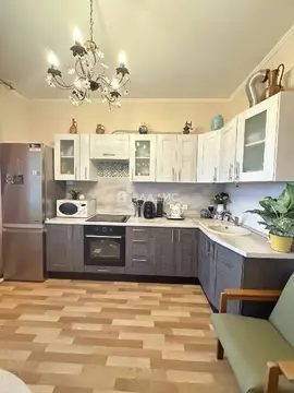 Продается 2-комнатная квартира