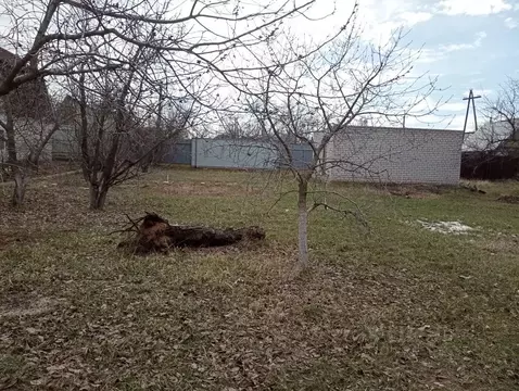 Дом в Волгоградская область, Светлоярский район, Червленовское с/пос, ...