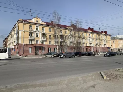2-к кв. Омская область, Омск просп. Карла Маркса, 22 (58.7 м)