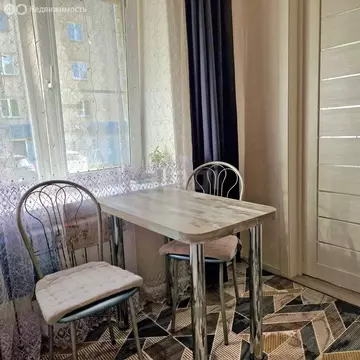 1-комнатная квартира: Миасс, улица Калинина, 23 (29 м)