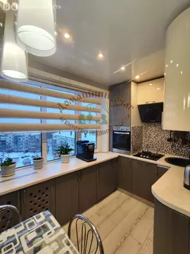 4-комнатная квартира: Новодвинск, улица Мира, 9 (77.2 м)