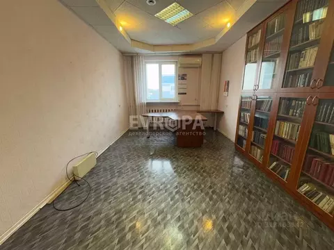 Офис в Ульяновская область, Ульяновск ул. Урицкого, 31А (70 м)