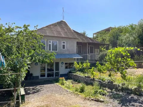 Дом в Крым, Симферопольский район, Добровское с/пос, с. Пионерское ул. ...