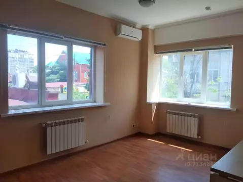 Офис в Краснодарский край, Краснодар Центральный мкр, ул. Горького, ...