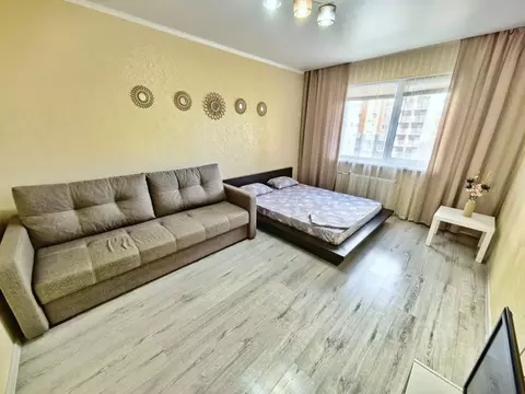 2-к кв. Оренбургская область, Оренбург просп. Победы, 151 (62.0 м)