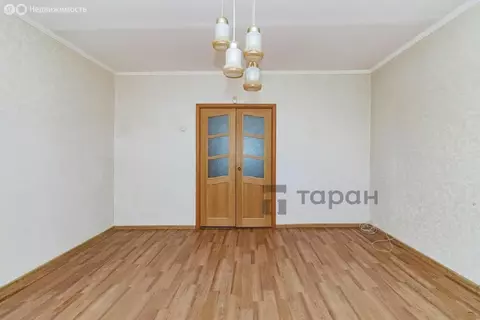 2-комнатная квартира: Челябинск, улица Братьев Кашириных, 95 (52.3 м)