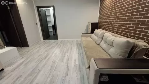 2-комнатная квартира: Екатеринбург, переулок Замятина, 39 (39.4 м)