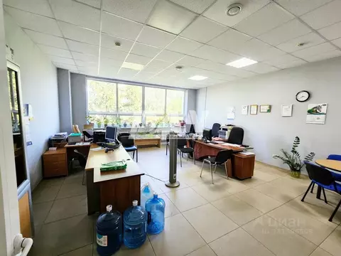 Помещение свободного назначения в Челябинская область, Челябинск ул. ...