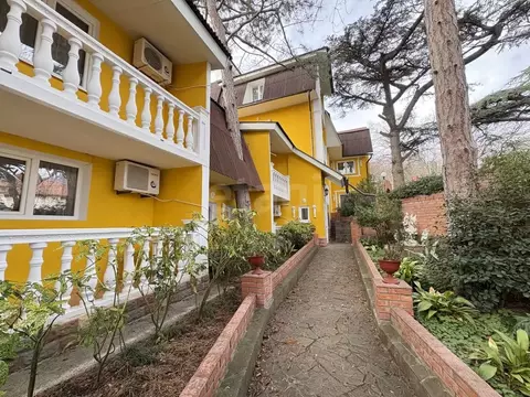 Дом в Крым, Ялта муниципальный округ, Гурзуф пгт ш. Гурзуфское, 6Б ...