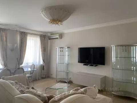 3-к кв. Омская область, Омск ул. 70 лет Октября, 15 (106.0 м)