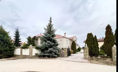 Дом в Волгоградская область, Волжский Строитель СНТ, ул. Прохладная ...