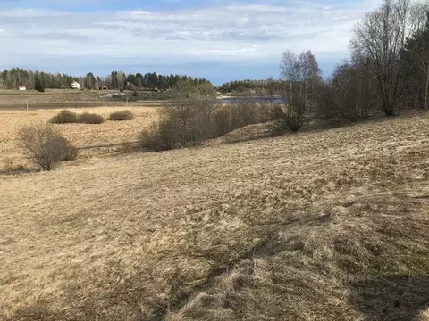 Участок в Карелия, Лахденпохский муниципальный округ, пос. Лумиваара  ...