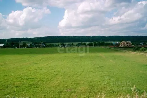 Участок в Московская область, Волоколамский муниципальный округ, д. ...