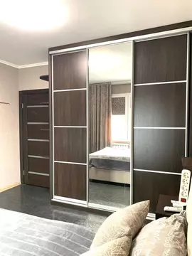 2-комнатная квартира: Омск, улица 10 лет Октября, 113 (53 м)