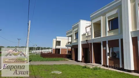 Дом в Оренбургская область, Оренбургский район, с. имени 9 Января ул. ...