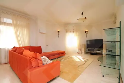 3-к кв. Москва ул. Остоженка, 25 (151.0 м)