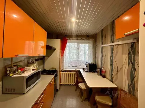 3-к кв. Псковская область, Остров Строитель мкр, 8 (58.4 м)