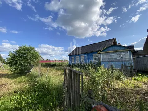 Дом в Брянская область, Навлинский район, Бяковское с/пос, с. Бяково ...