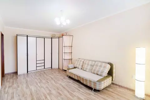 1-к кв. Омская область, Омск бул. Архитекторов, 3/2 (37.9 м)