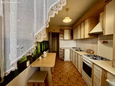 3-комнатная квартира: Анапа, улица Лермонтова, 80 (71 м)