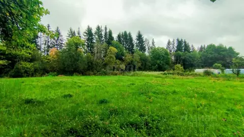 Дом в Ленинградская область, Киришский район, Глажевское с/пос, пос. ...
