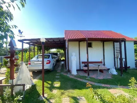 Дом в Волгоградская область, Дубовский район, Пичужинское с/пос, ...