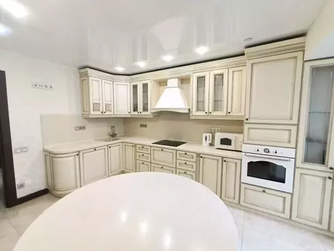 3-к кв. Самарская область, Самара Молодежная ул., 16 (94.0 м)