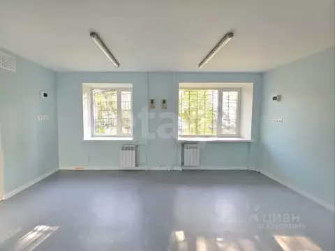 Помещение свободного назначения в Тюменская область, Тюмень ул. ...