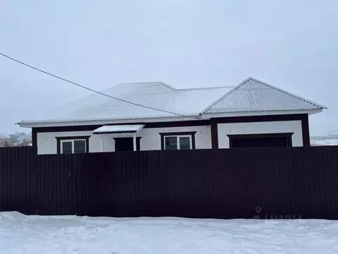 Дом в Иркутская область, Иркутский муниципальный округ, с. ...