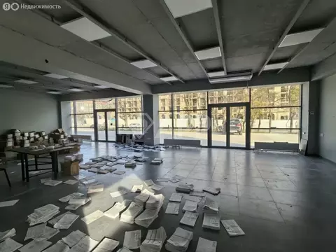 Торговая площадь (400 м)