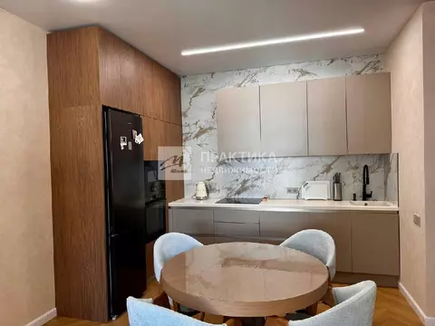 Продается 2-комнатная квартира