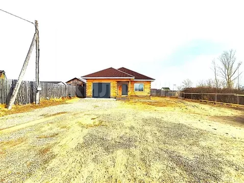 Дом в Хакасия, Усть-Абаканский район, д. Чапаево ул. Белова (130 м)