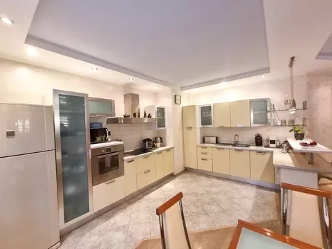 4-к кв. Новосибирская область, Новосибирск Дачная ул., 19/1 (130.0 м)