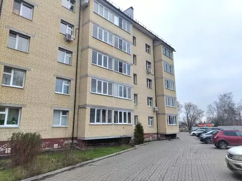 6-к кв. Ярославская область, Ярославль ул. Космонавтов, 4 (171.0 м)