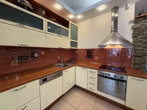 3-к кв. Иркутская область, Иркутск Украинская ул., 1 (75.0 м)