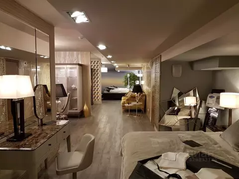 Торговая площадь в Москва ул. Бурденко, 3 (400 м)