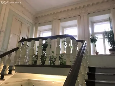 Помещение свободного назначения (867.8 м)