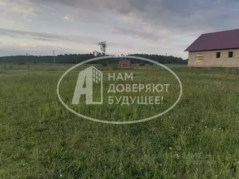 Участок в Пермский край, Нытвенский городской округ, с. Шерья ул. ...