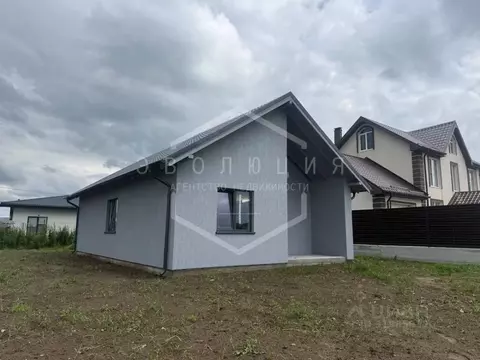 Дом в Калининградская область, Гурьевский муниципальный округ, пос. ...