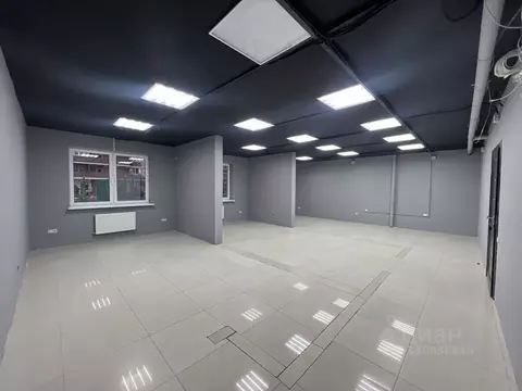 Помещение свободного назначения в Краснодарский край, Краснодар ул. ...