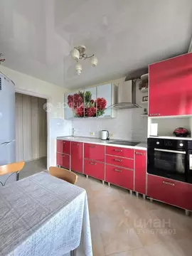 4-к кв. Чувашия, Чебоксары просп. Тракторостроителей, 83 (86.2 м)