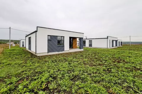 Дом в Челябинская область, Сосновский муниципальный округ, с. Большие ...