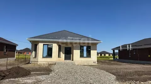 Дом в Ставропольский край, Михайловск Шпаковский район, ул. Андрея ...