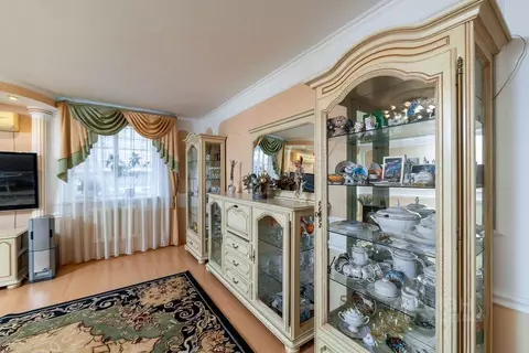 Квартира, 3 комнаты, 145 м