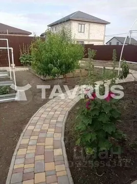 Дом в Крым, Симферопольский район, с. Мирное ул. Ромашковая, 20 (110 ...