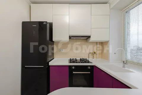 Продается 2-комнатная квартира